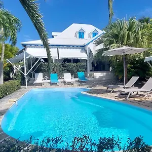 Le Diamant Bleu Sainte-Anne (Grande-Terre)