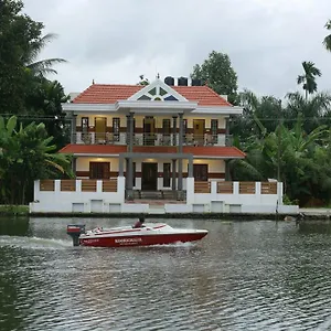  Alloggio in famiglia Mango Kerala Homes